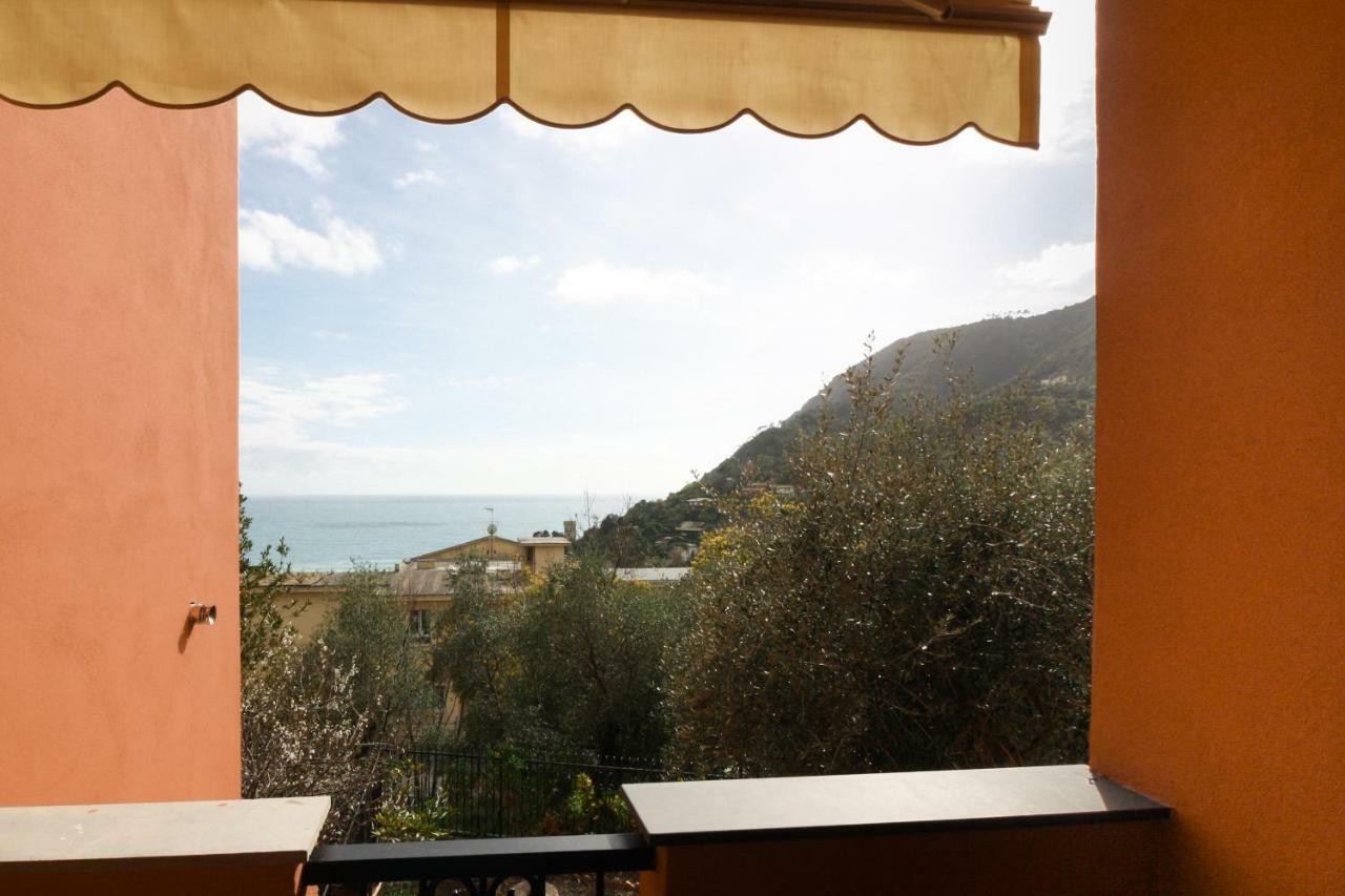 Il Nido Del Pavone Apartment Monterosso al Mare Bagian luar foto